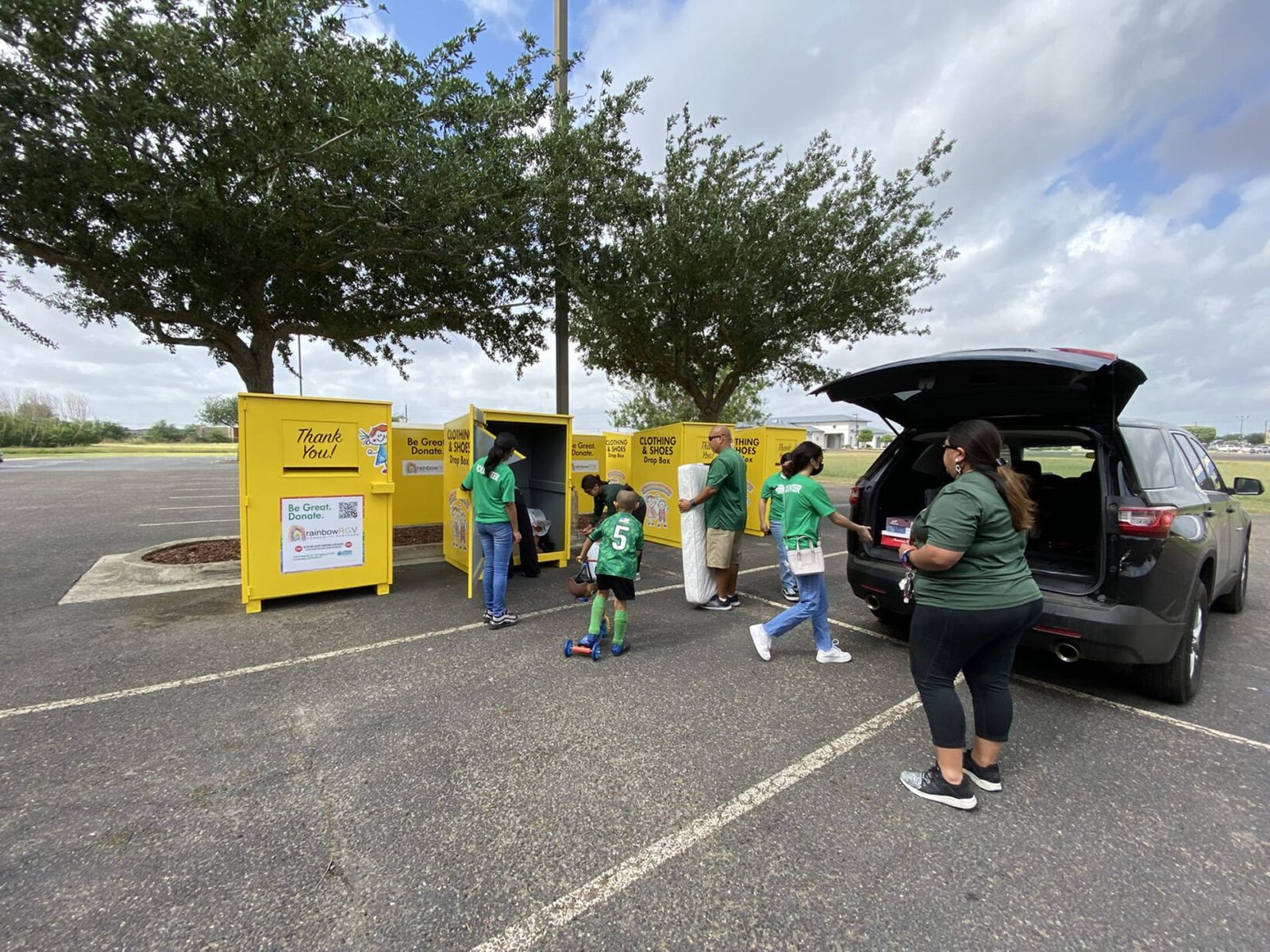 Read more about the article A Story of Hope: How Donated Clothes and Household Items Transformed a Family’s Life in the Rio Grande Valley